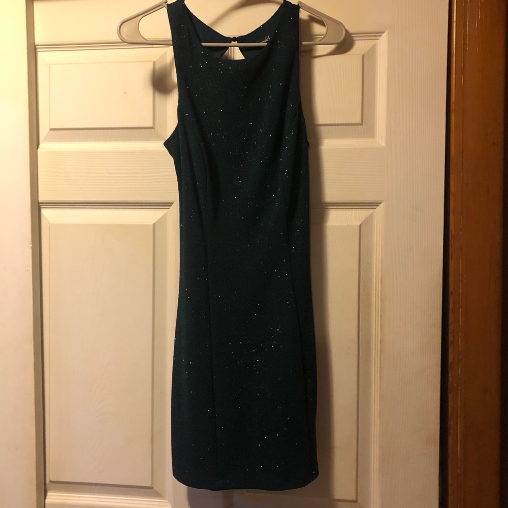 Speechless Elegant Green Sleeveless Dress size 5